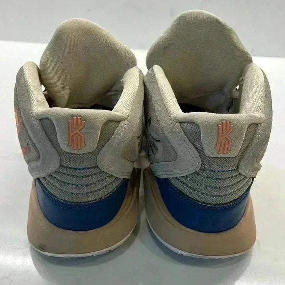 Children’s Nike CZ0204-200 Limited Edition Sneakers Floral embroidery size: 4.5 - Picture 3 of 6